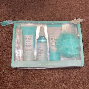 Olivia grace set